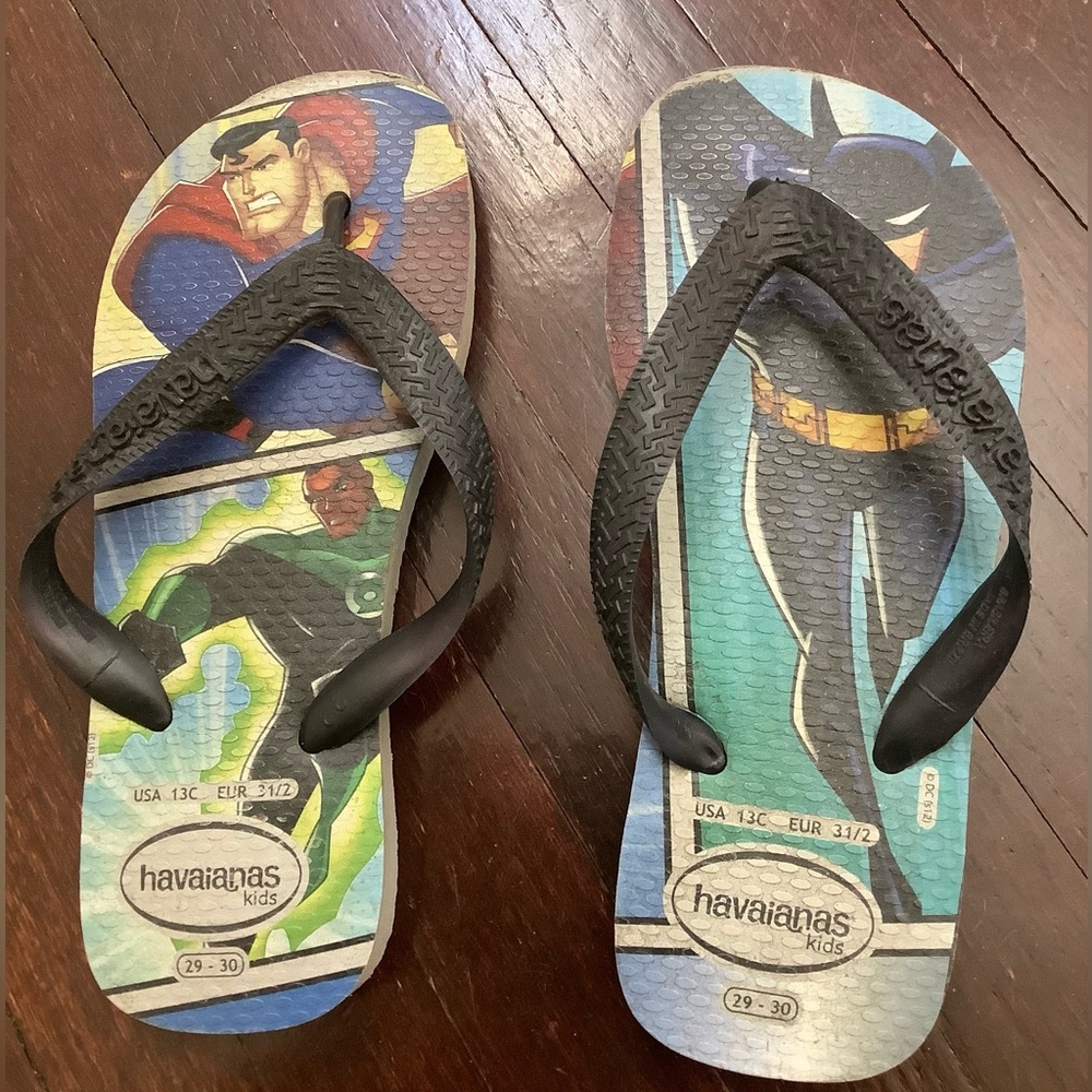 Havaianas & DC Comics collaboration kids flip flops size 13. Limited Edition